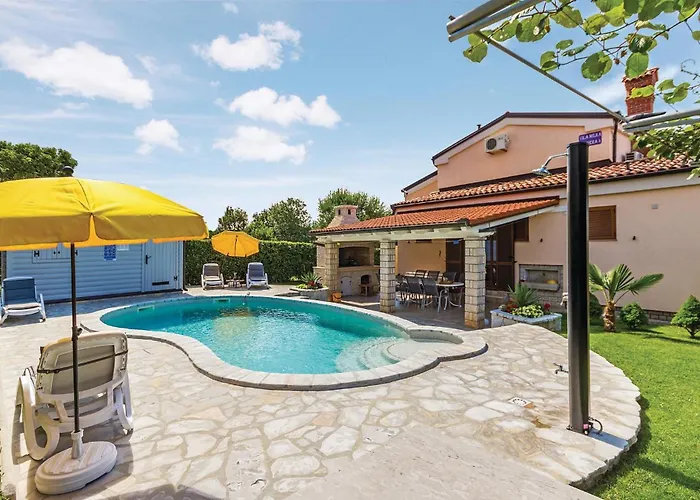 Holiday home Lungera II